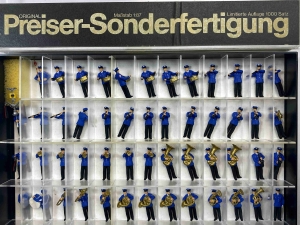 H0-PREISER-00268---Figuren---Feuerwehrkapelle---Sonderanfertigung-Limitiert