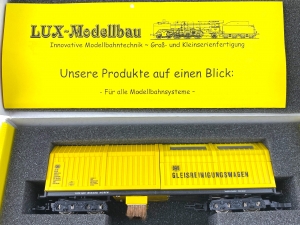 H0-DC-LUX-8811M---Gleisstaubsaugerwagen