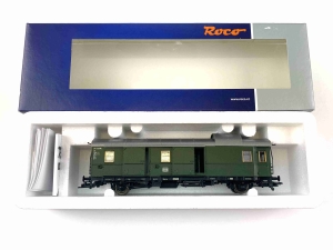 H0-DC-ROCO-44222---Packwagen---Donnerbchse---DB---Ep-III