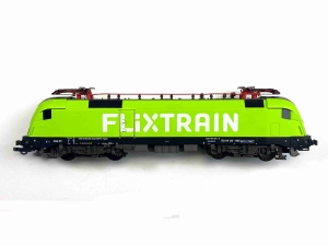 H0-DC-PIKO-57924---Elektrolokomotive-TAURUS---FLIXTRAIN---Ep-VI---Digital