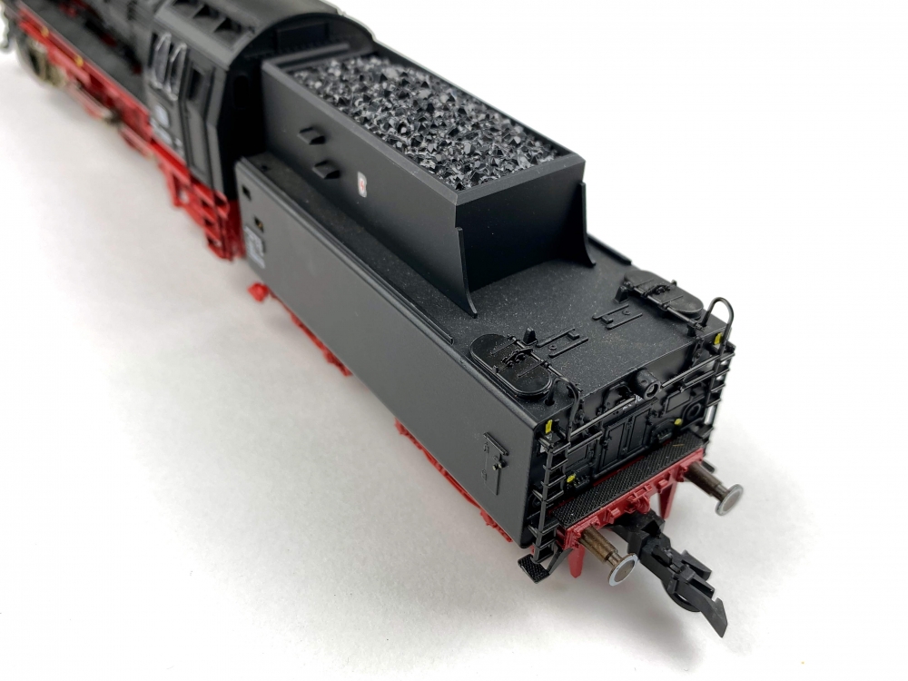 Bild 1 von H0 DC ROCO 43249 - Dampflokomotive mit Schlepptender BR 23 - DB