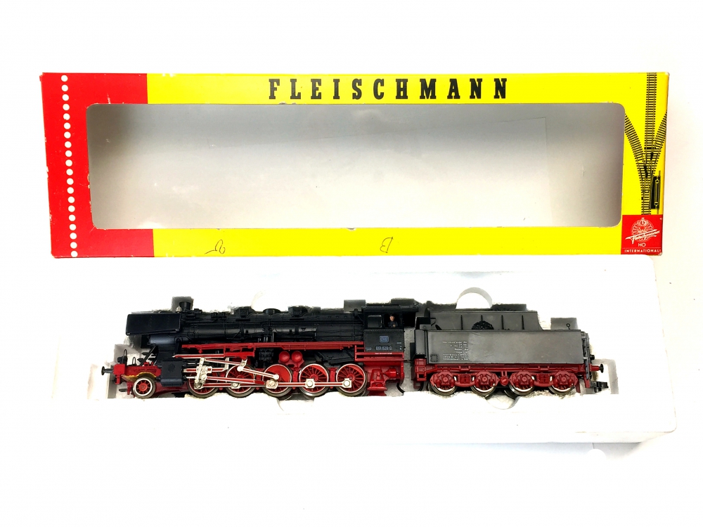 Bild 1 von H0 DC FLEISCHMANN 4177 - Dampflokomotive BR 51 der DB - Ep. IV
