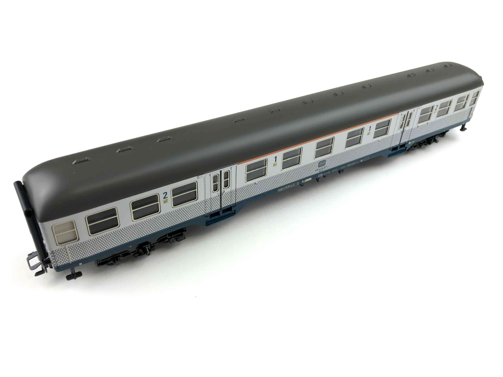 Bild 1 von H0 AC MÄRKLIN 4255 - 1./2. Kl. Personenwagen - DB