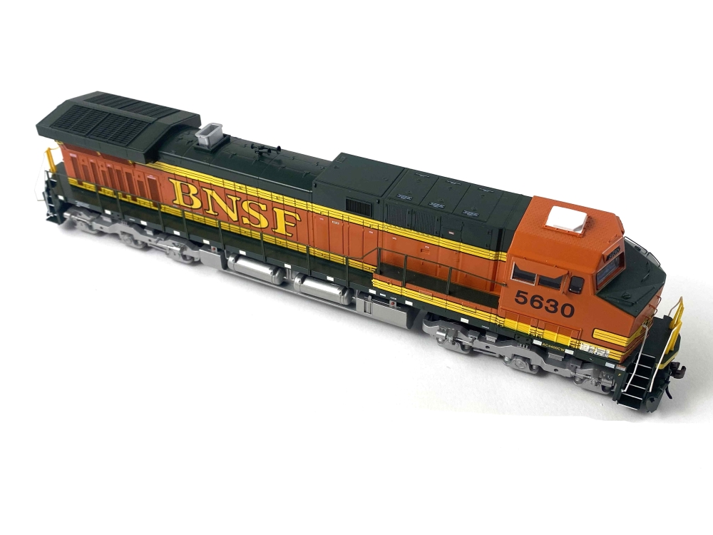 Bild 1 von H0 DC ATHEARN 77652 - Diesellokomotive AC4400 - BNSF - DSS