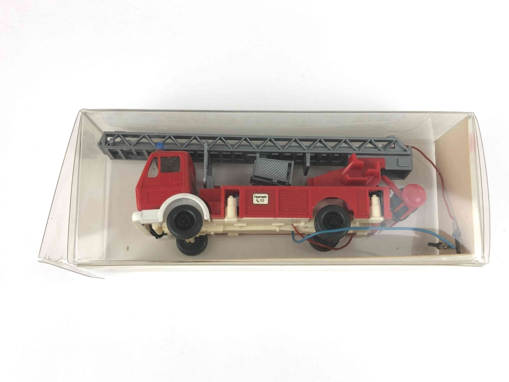 Bild 1 von H0 WIKING 22 618 - Fahrzeug - Metz FW DLK 23-12 mit Schlauchrolle - Feuerwehr