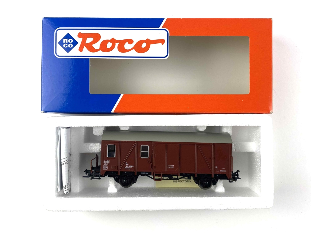 Bild 1 von H0 DC ROCO 47350 - gedeckter Güterwagen - Bahndienstwagen - DB