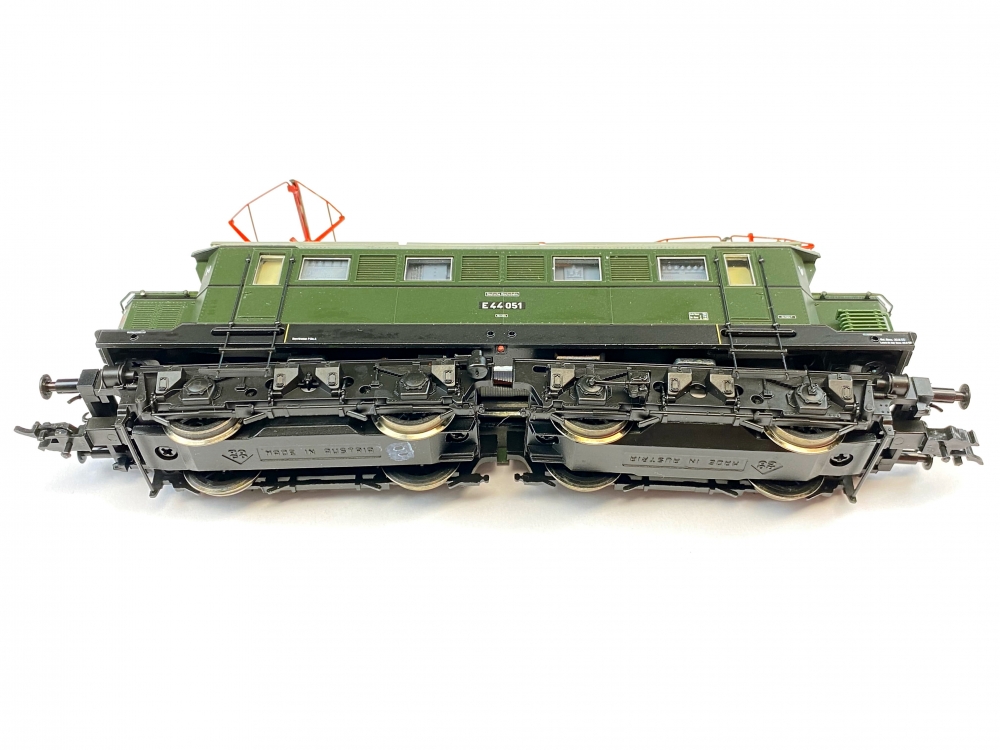 Bild 1 von H0 DC ROCO 63616 - Elektrolokomotive BR E44 - DR - Digital