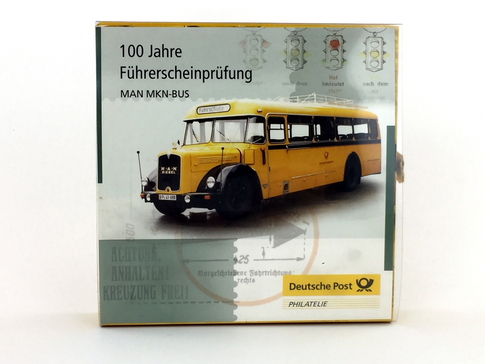 Bild 1 von H0 BREKINA 006274 - Deutsche Post - 100 Jahre Führerscheinprüfung - MAN MKN-BUS