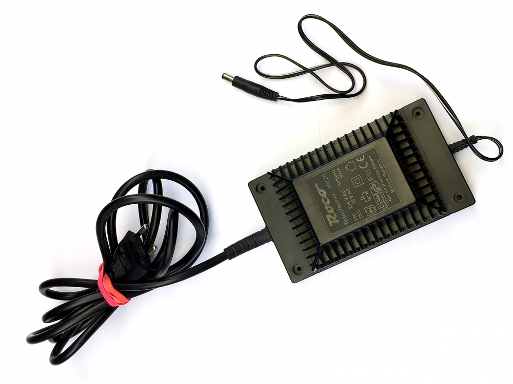 Bild 1 von ROCO 10725 - Transformer - 16 V AC / 50 VA - Trafo