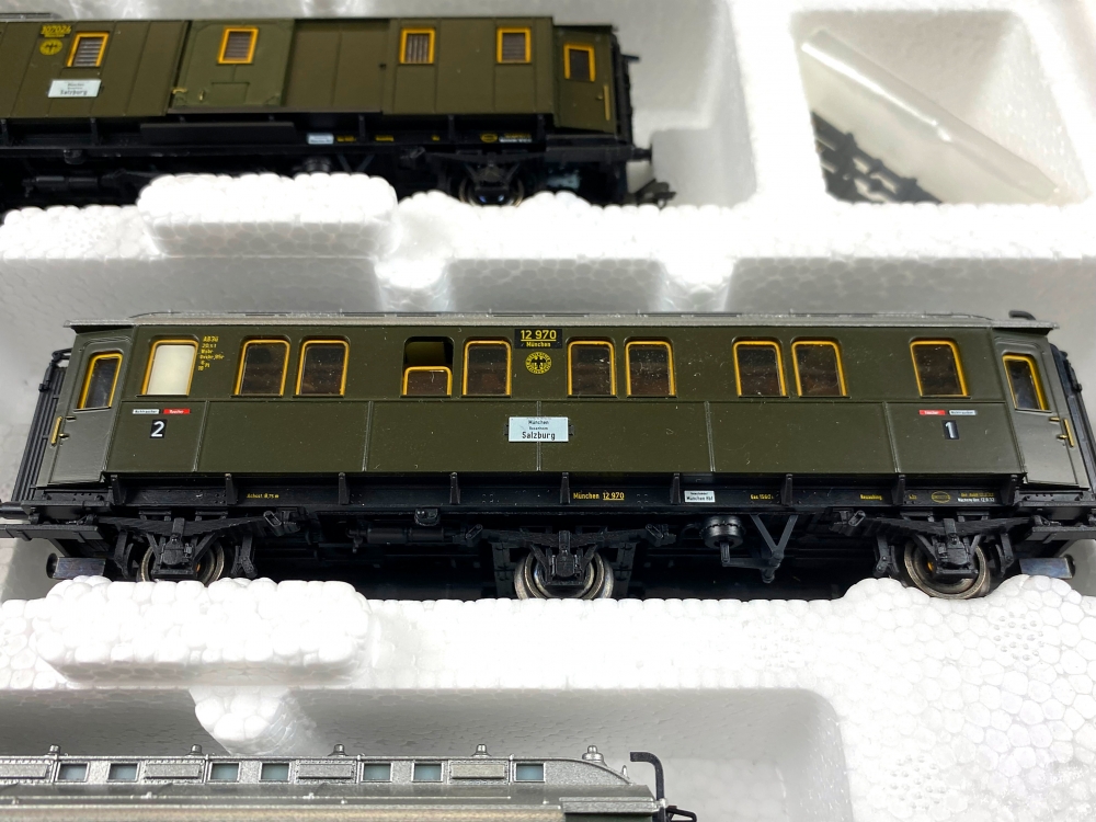 Bild 1 von H0 AC MÄRKLIN 43973 - Set Personenwagen der ehemaligen Reichsbahn - DRG - Ep. II