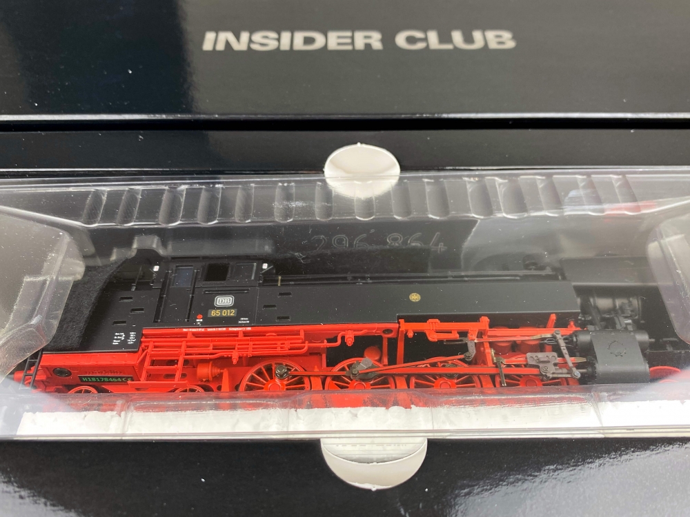 Bild 1 von H0 AC MÄRKLIN 39650 - Dampflokomotive BR 65.0 - DB - Ep. III - Digital - Sound - Insider