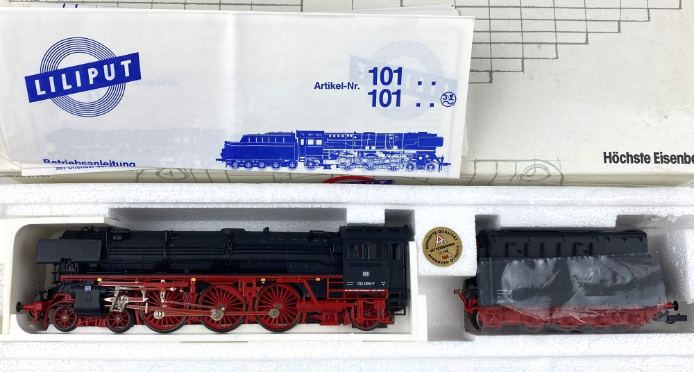 Bild 1 von H0 DC LILIPUT 101 33 - Dampflokomotive BR 012 - DB