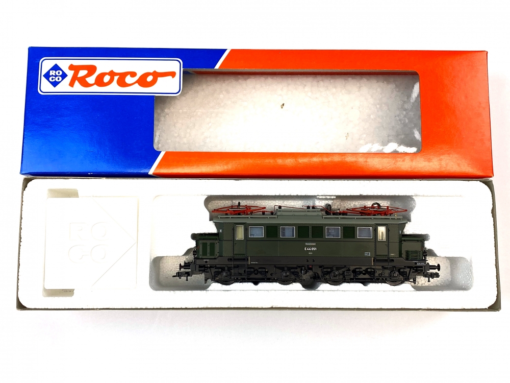 Bild 1 von H0 DC ROCO 63616 - Elektrolokomotive BR E44 - DR - Digital