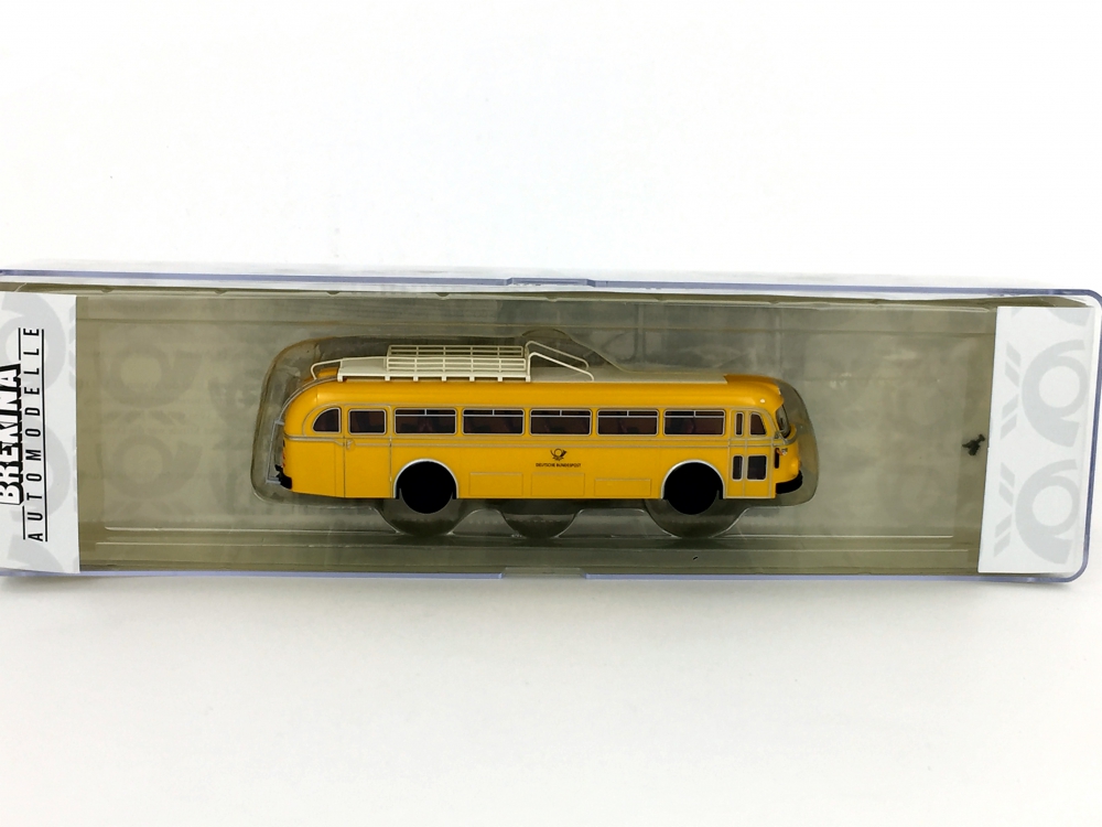 Bild 1 von H0 BREKINA 010456 - Deutsche Post Serie 16 - Mercedes-Benz O 6600 H