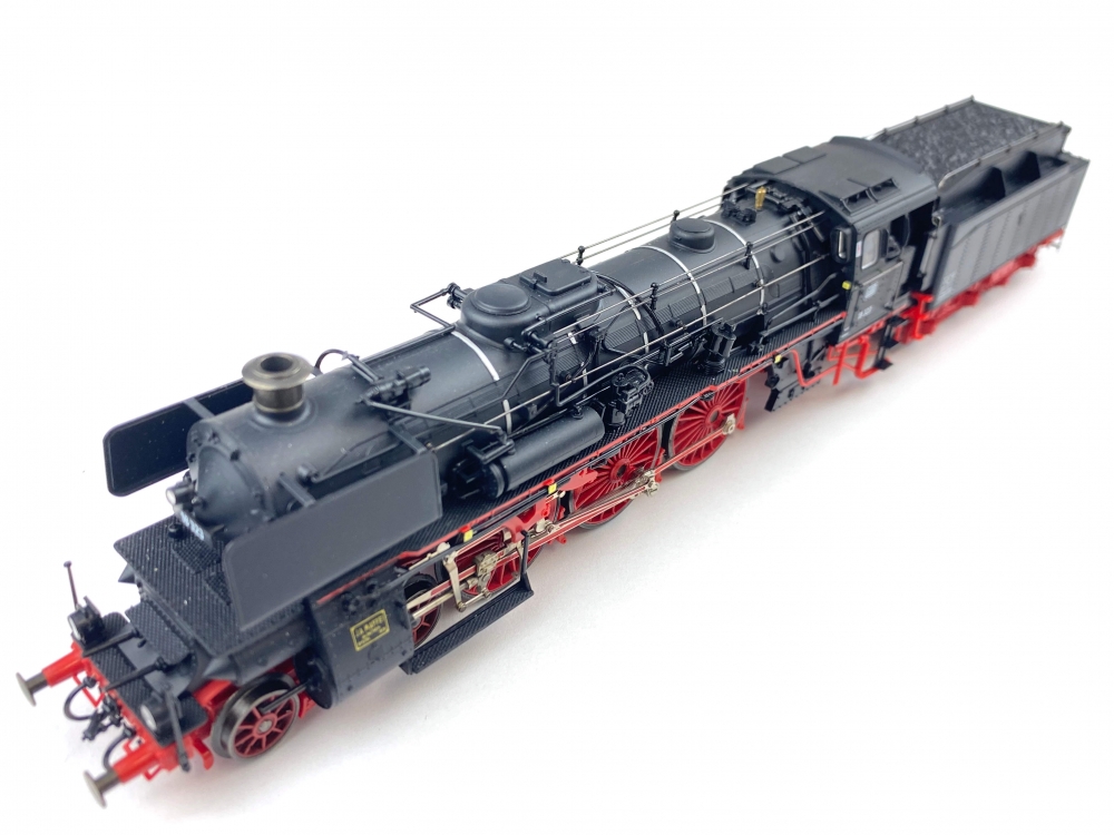 Bild 1 von H0 DC LILIPUT 40 24 - Dampflokomotive BR 18 - DB