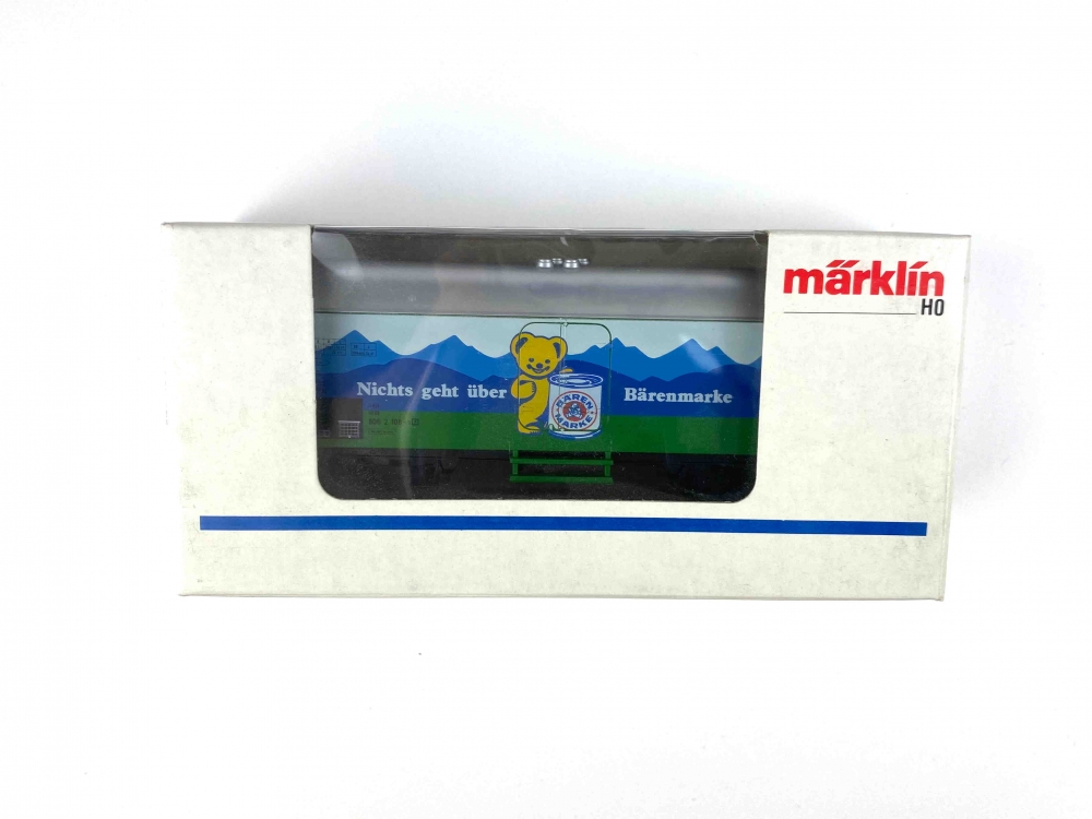Bild 1 von H0 AC MÄRKLIN 4485 - gedeckter Güterwagen 