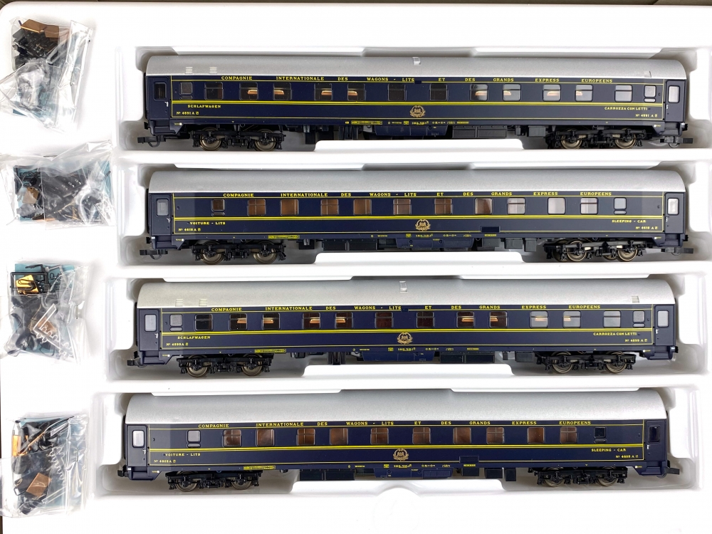 Bild 1 von H0 DC ROCO 44050 - 4-tlg. Schlafwagen-Set - CIWL - Orient-Express