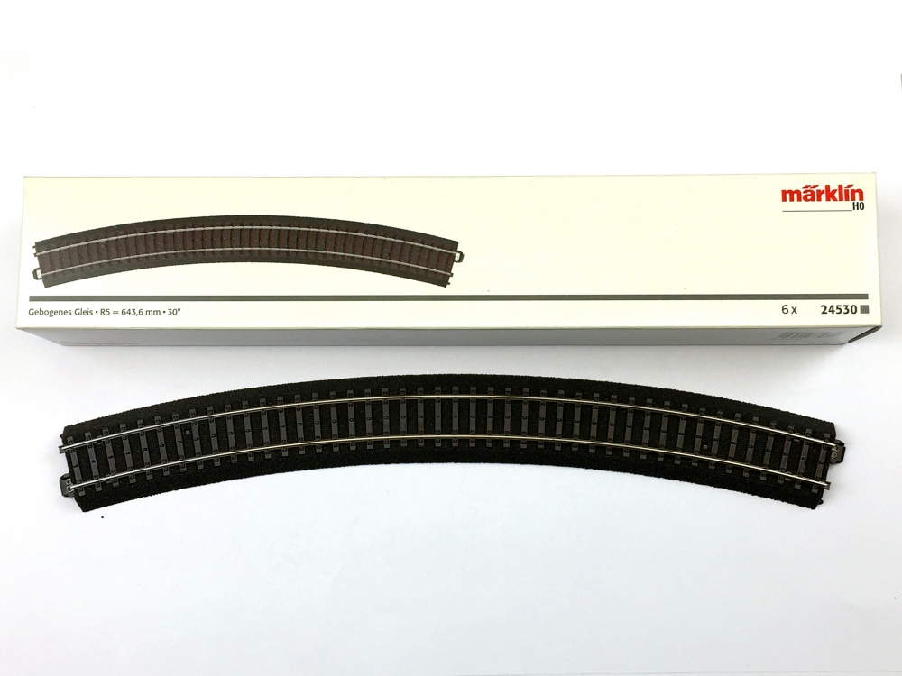 Bild 1 von H0 MÄRKLIN 24530 - C-Gleis Bogen R5, Radius 643,6 mm, 30°