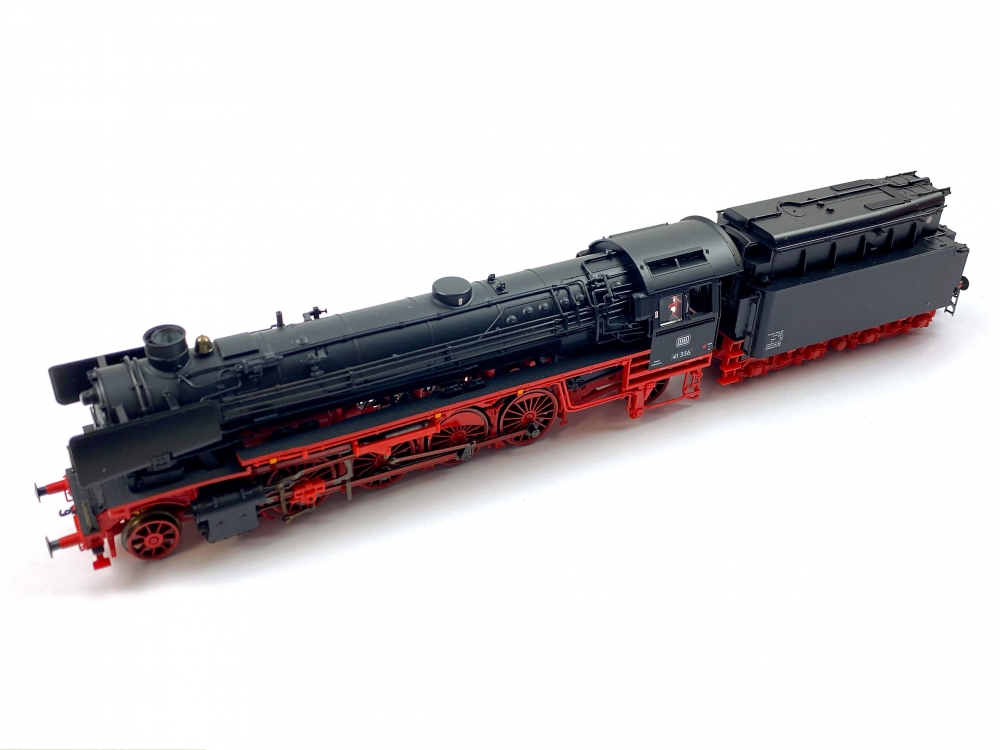 Bild 1 von H0 DC TRIX 22927 - Dampflokomotive BR 41 der DB mit Öl-Tender - Ep. III - Digital - Sound