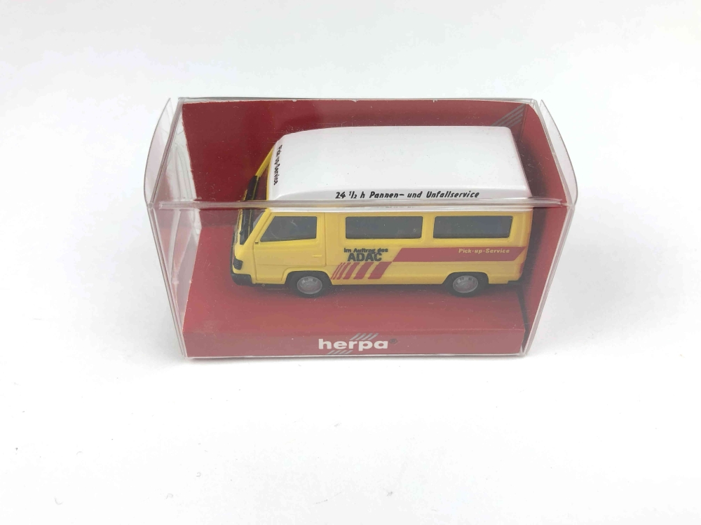 Bild 1 von H0 HERPA 041911 - Fahrzeug - Mercedes 100D Bus - ADAC