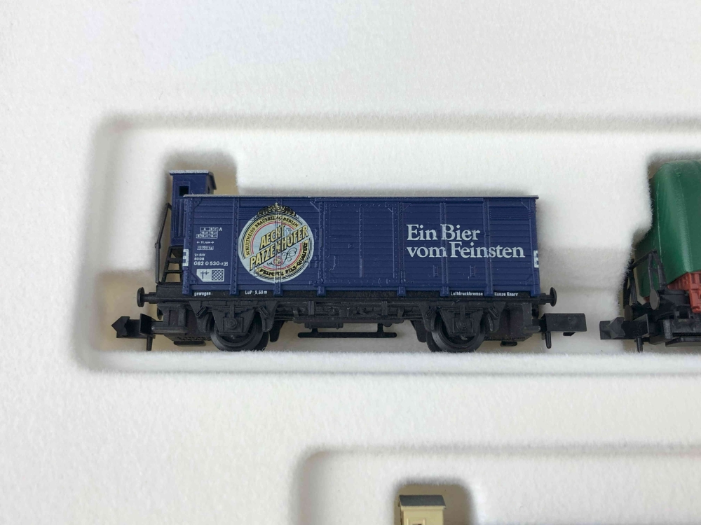 Bild 1 von N ARNOLD 0156 - 5-tlg. Wagen-Set BERLINER BIERWAGEN - 750 Jahre Berlin