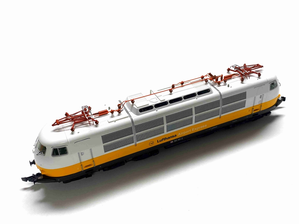 Bild 1 von H0 DC PIKO 51682 - Elektrolokomotive BR 103 - DB - Ep. IV - Digital - Lufthansa Express