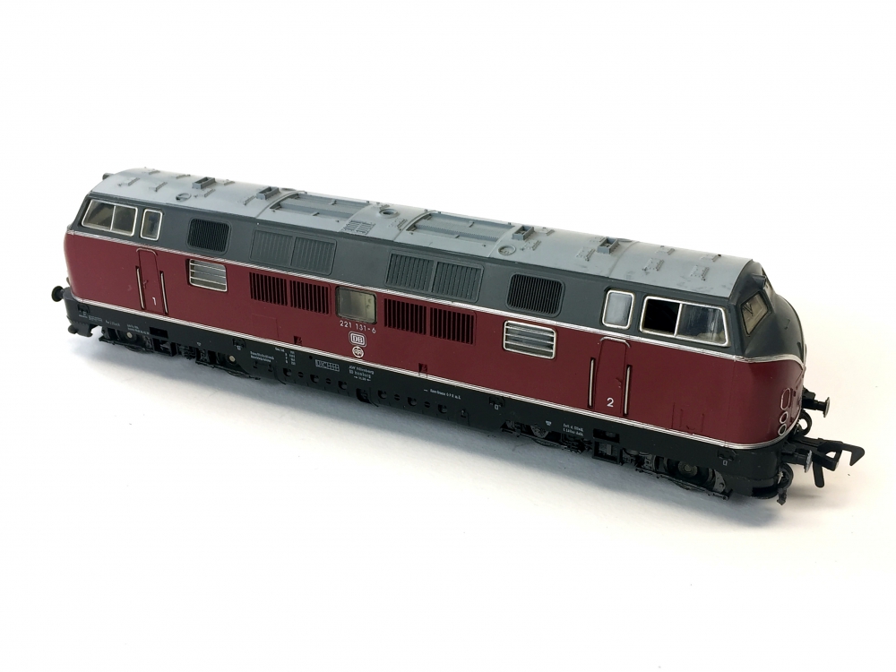 Bild 1 von H0 DC FLEISCHMANN 4235 - V 200 Diesellokomotive BR 221 - DB - Ep. IV