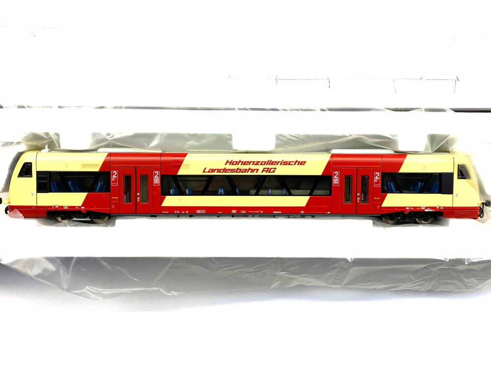 Bild 1 von H0 DC ROCO 63181 -Dieseltriebwagen Regio Shuttle VT 46 - HzL - Ep. VI - DSS