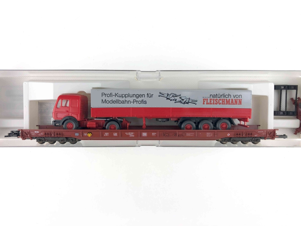 Bild 1 von H0 DC FLEISCHMANN 5276 - Autotransportwagen - Saadkms 690 - DB - Ep. V - rollende Landstraße