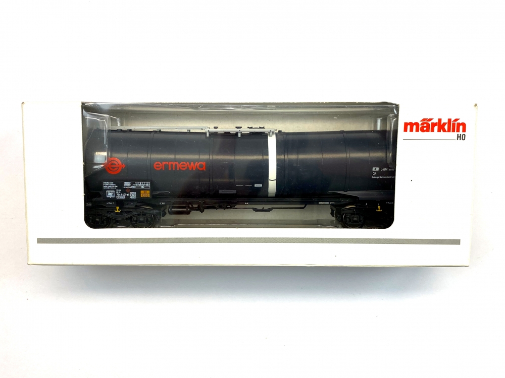 Bild 1 von H0 AC MÄRKLIN 46557 - Mineralöl-Kesselwagen 