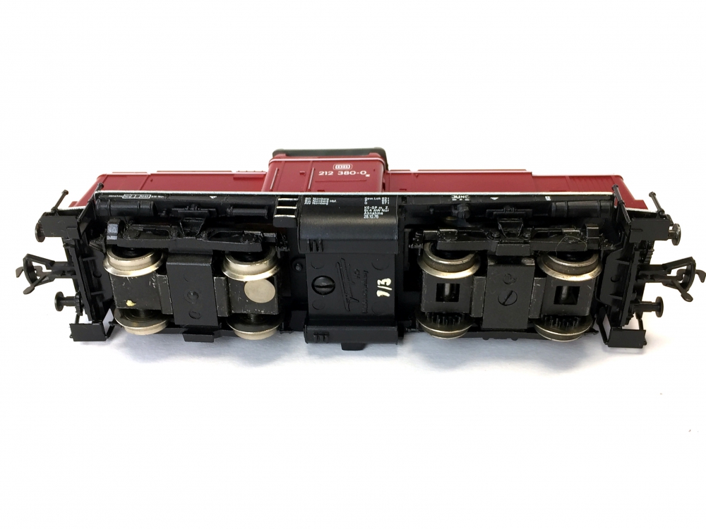 Bild 1 von H0 DC FLEISCHMANN 4230 - Diesellokomotive BR 212 der DB - Ep. IV