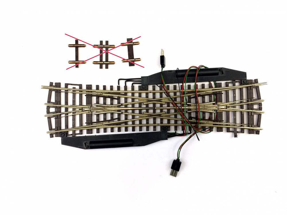 Bild 1 von H0 ROCO 42451 40295 - RocoLine Doppelkreuzungsweiche DKW15 mit Antrieben
