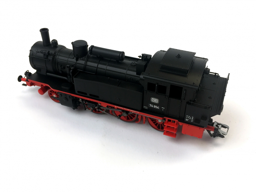 Bild 1 von H0 DC TRIX 21528-1 - Dampflokomotive BR 74 der DB - Ep. III - Digital