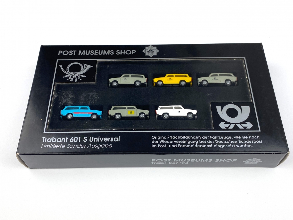 Bild 1 von H0 HERPA 40-01 - POST MUSEUMS SHOP - Trabant 601 S Universal - Trabi-Set ´94