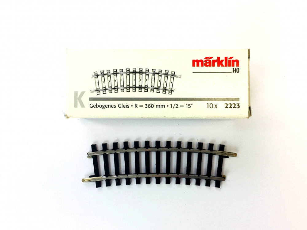 Bild 1 von H0 MÄRKLIN 2223 - K-Gleis Bogen, 15° , Radius 360 mm R1