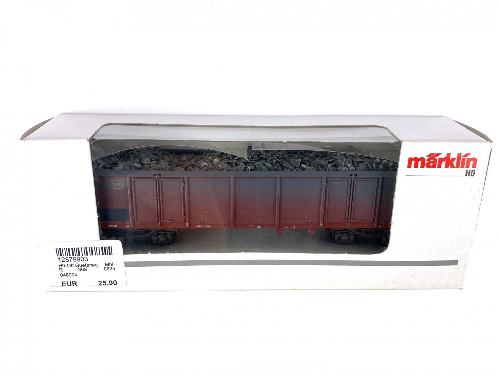 Bild 1 von H0 AC MÄRKLIN 46904 - offener Güterwagen mit echtem Schieferbruch - Hochbordwagen - gealtert