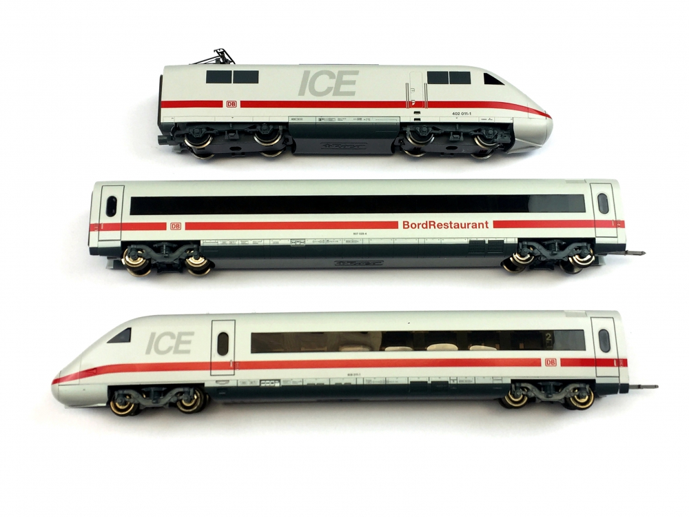 Set de 3 coches intermedios ICE 1, DB AG - ROCO - 74029 - Escala H0
