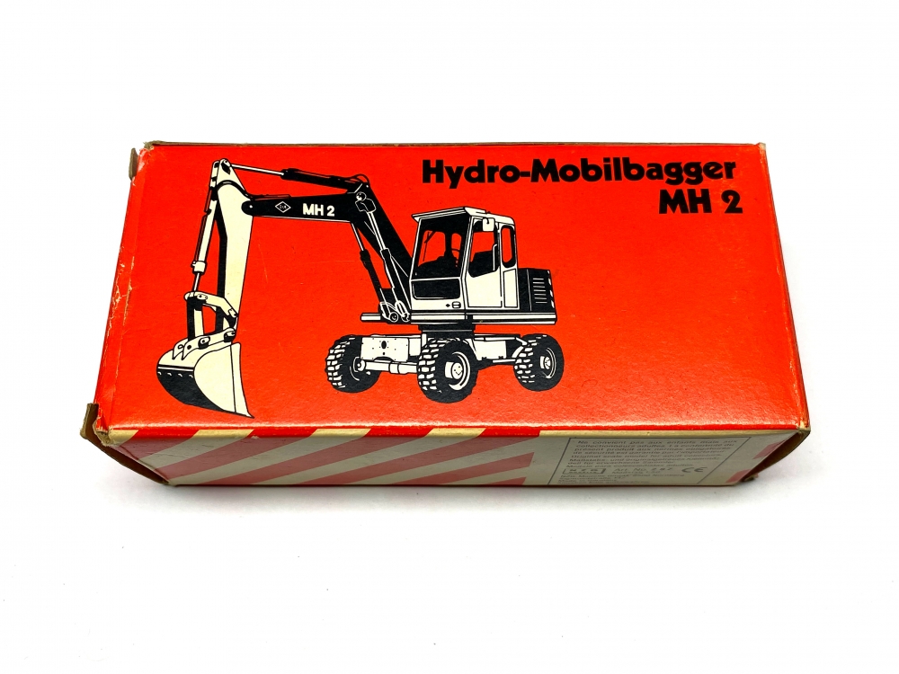 Bild 1 von 1:50 - NZG 258 -  O&K - Hydro-Mobilbagger MH 2