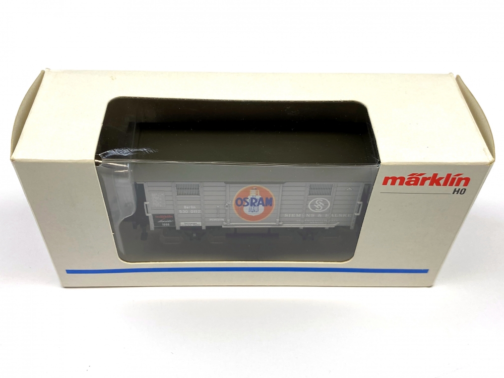 Bild 1 von H0 AC MÄRKLIN 48853 - gedeckter Güterwagen 