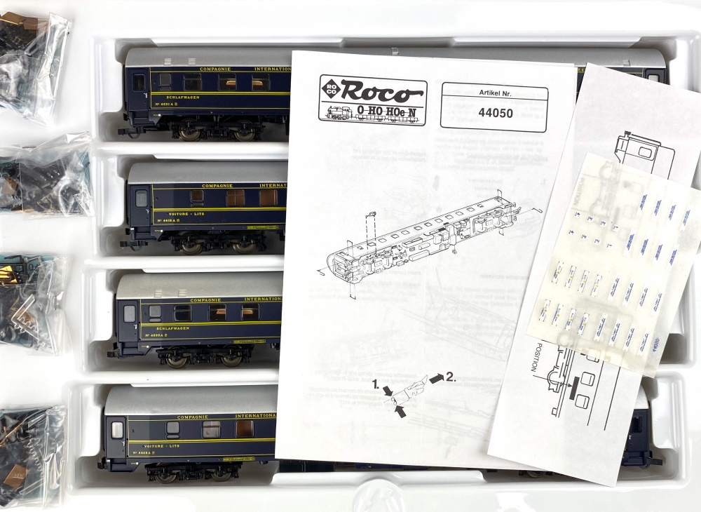 Bild 1 von H0 DC ROCO 44050 - 4-tlg. Schlafwagen-Set - CIWL - Orient-Express