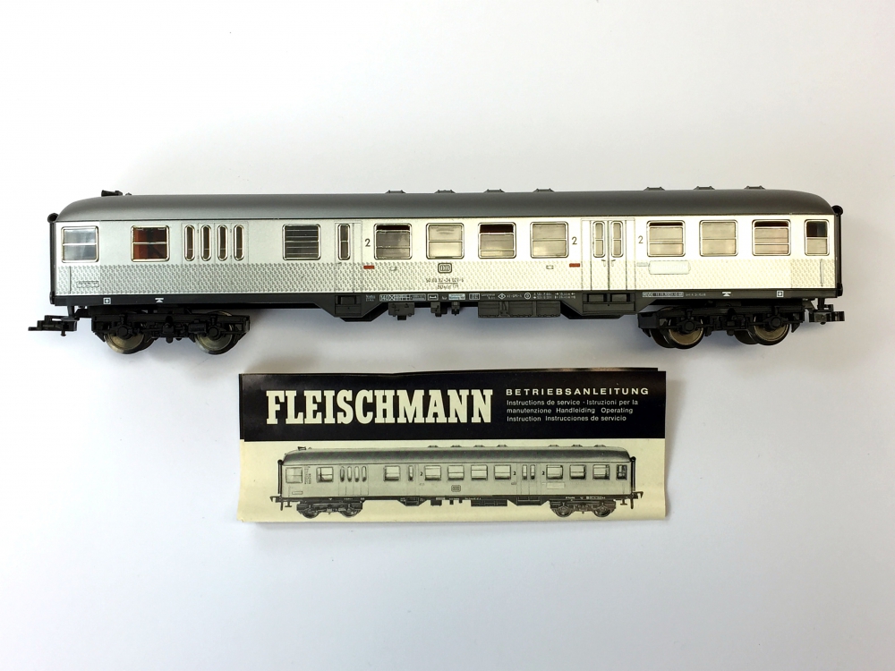 Bild 1 von H0 DC FLEISCHMANN 5120 - Nahverkehrs-Steuerwagen mit Gepäckraum - 2. Kl. - DB - Ep. IV - Silberling