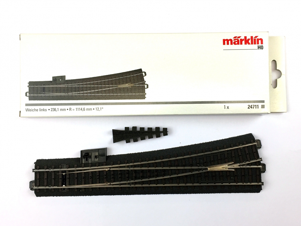 Bild 1 von H0 MÄRKLIN 24711 - C-Gleis schlanke Weiche Links, 12,1°, 236,1 mm