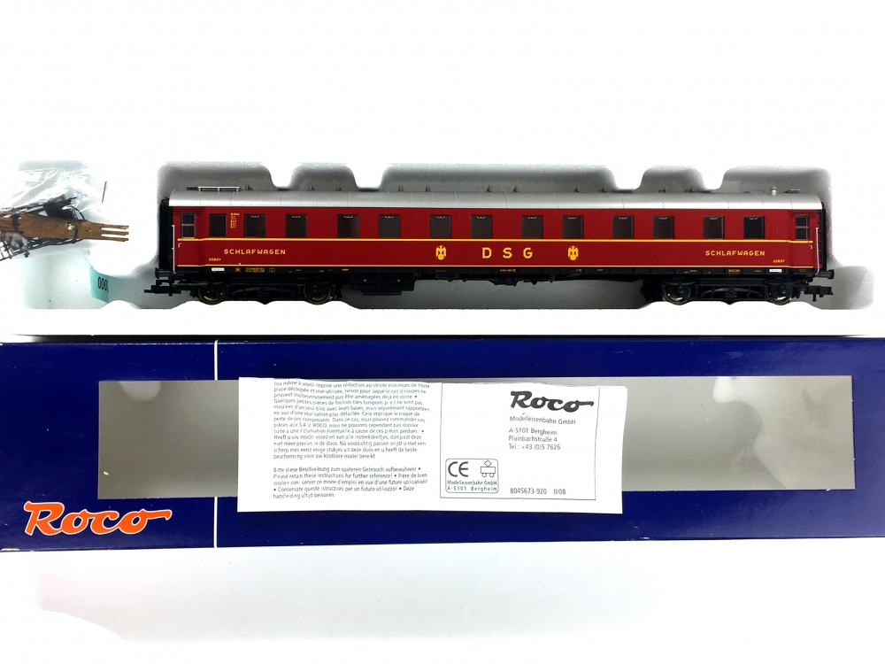 Bild 1 von H0 DC ROCO 45673 - Schlafwagen WL4üe28 der DSG / DB - Ep. III