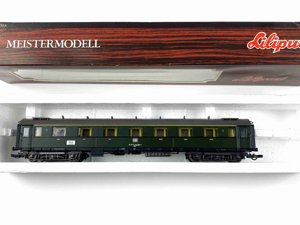 Bild 1 von H0 DC LILIPUT 841 00 - Personenwagen Eilzugwagen - 1. Kl. - DB