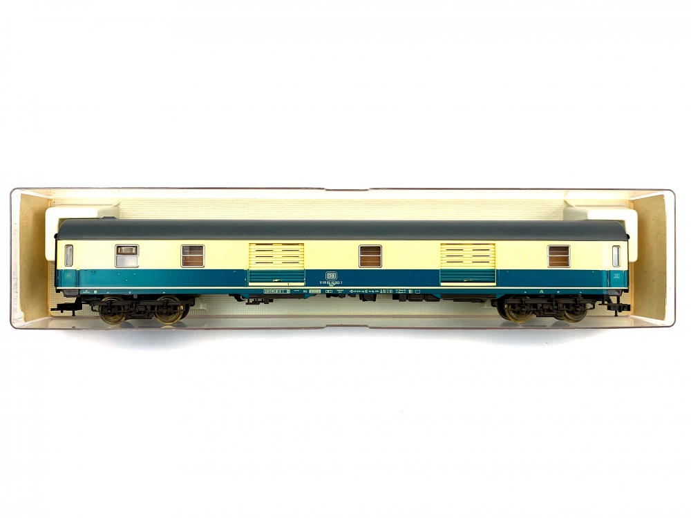 Bild 1 von H0 DC FLEISCHMANN 5190 - Schnellzug-Gepäckwagen - Dms - DB - Ep. IV