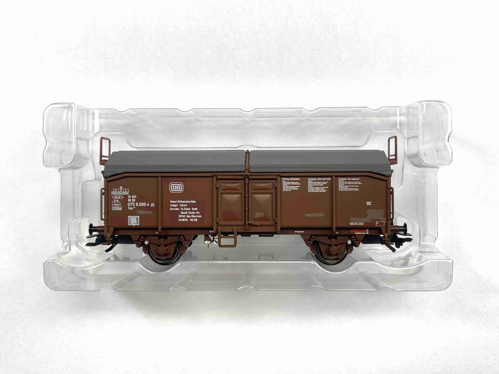 Bild 1 von H0 AC MÄRKLIN 48169 - gedeckter Güterwagen - Jahreswagen 2019 - Insider Club
