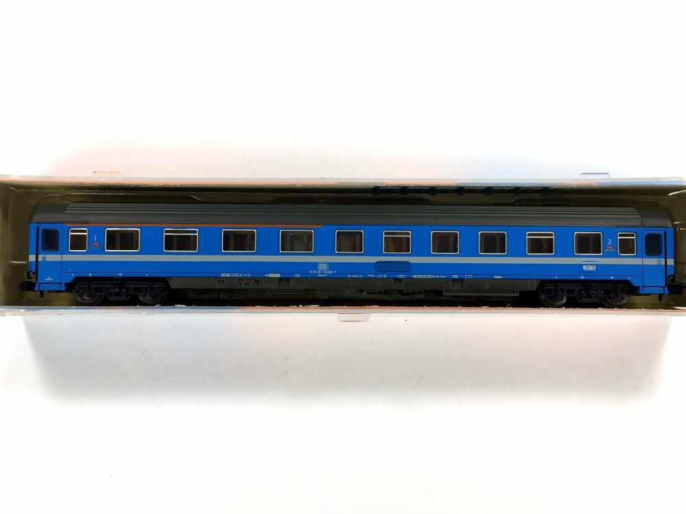 Bild 1 von N ROCO 02280 A - 1./2. Kl. Schnellzugwagen 