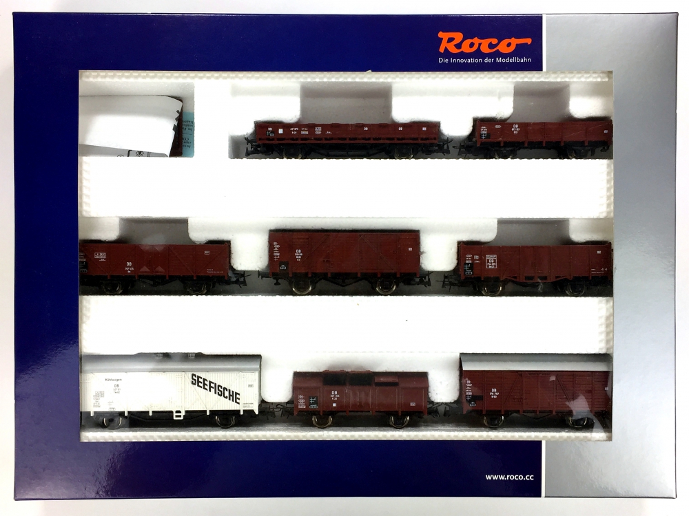 Bild 1 von H0 DC ROCO 44002 - Güterzugset mit 8 Güterwagen der DB - Ep. III