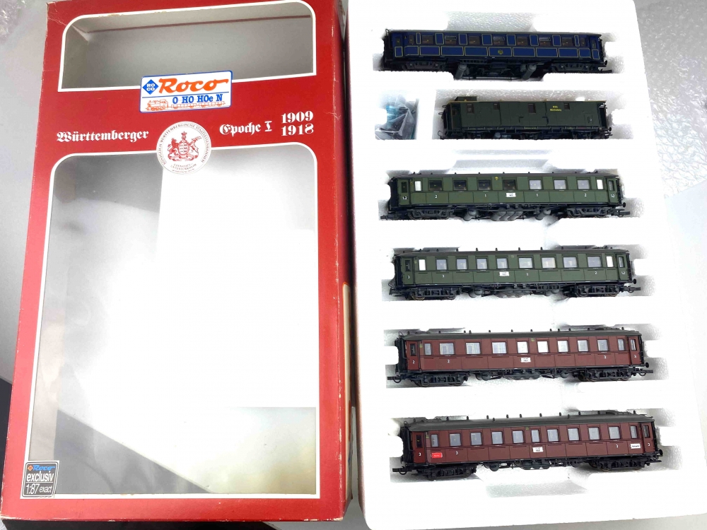 Bild 1 von H0 DC ROCO 44006 - 6-tlg. Württemberger Wagen-Set - K.W.St.E. - Ep. I