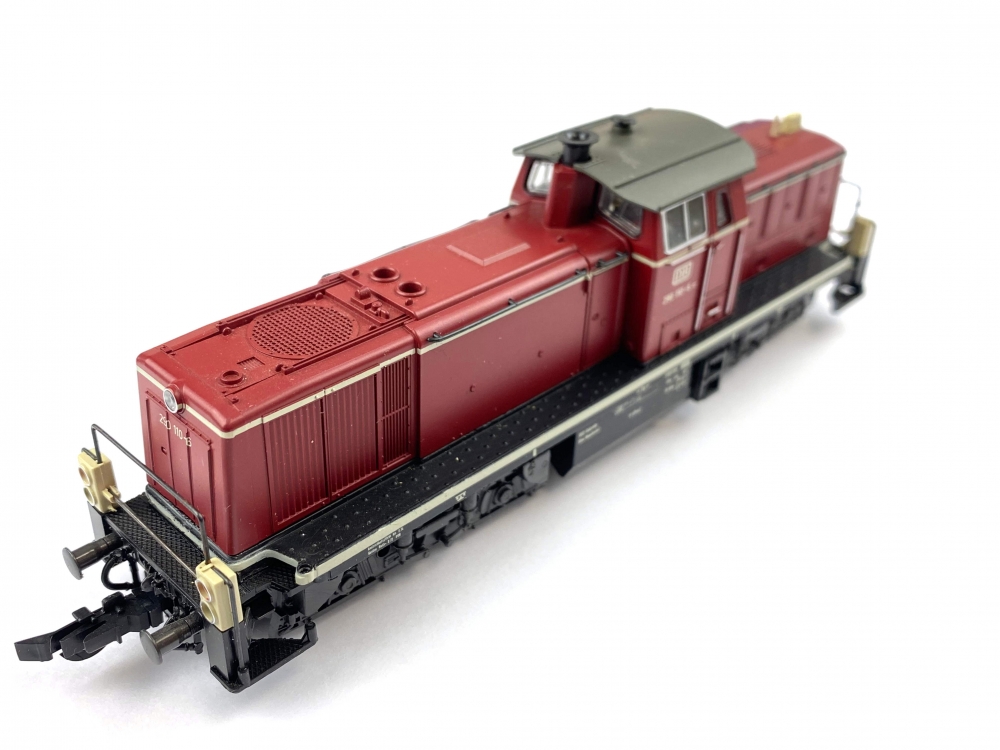 Bild 1 von H0 DC ROCO 43457 - Diesellokomotive V90 - DB - Ep. III